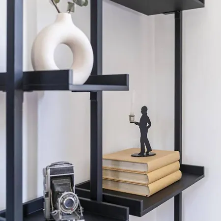 Apartment Modern Art - Art Pieces & Eclectic Deco