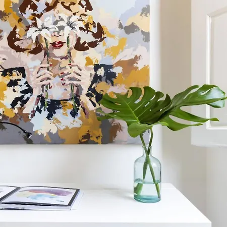 Modern Art - Art Pieces & Eclectic Deco Apartment Florence